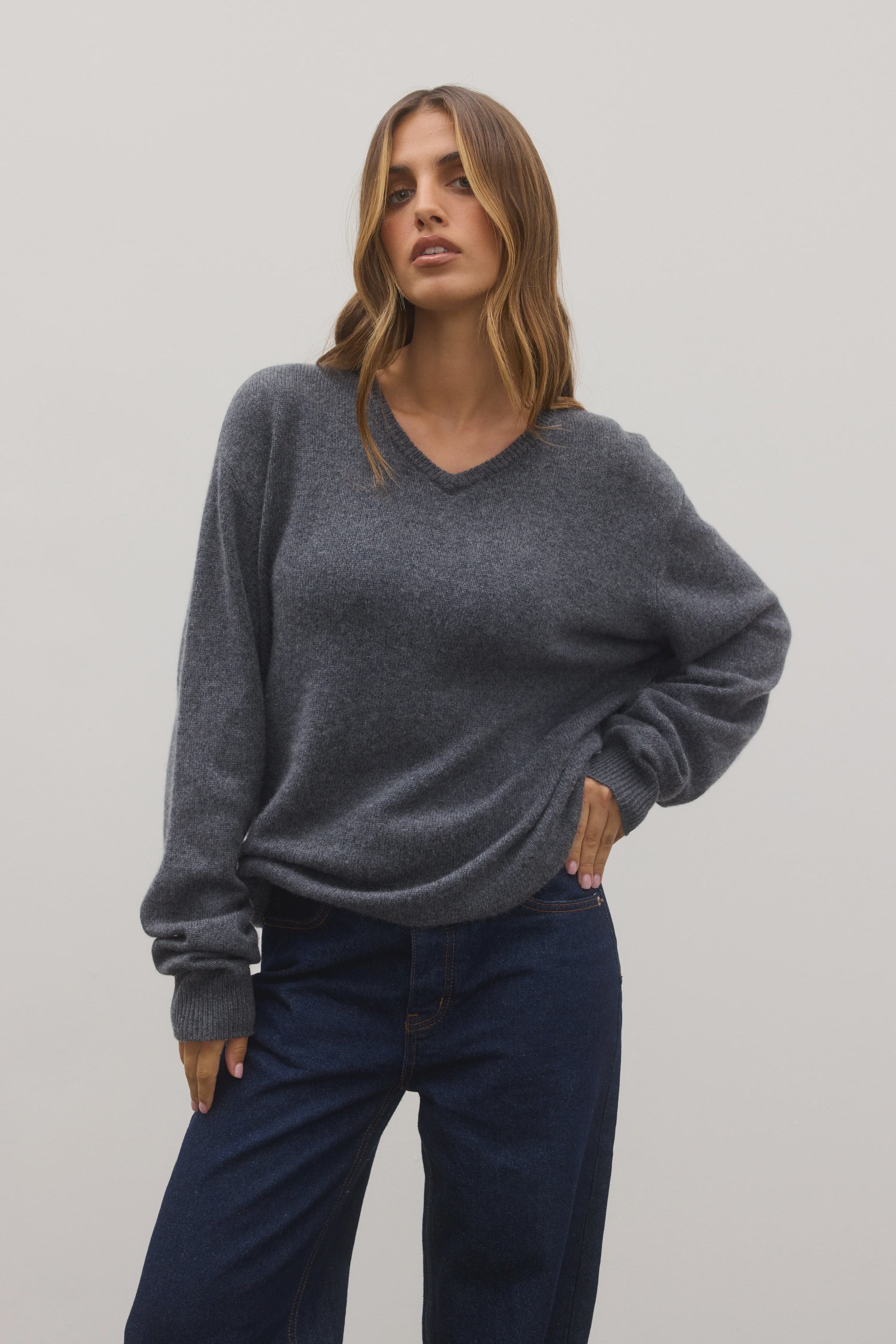 Bayse Brand Sweaters Bayse Brand | Billie V Neck Sweater - Dark Heather Grey