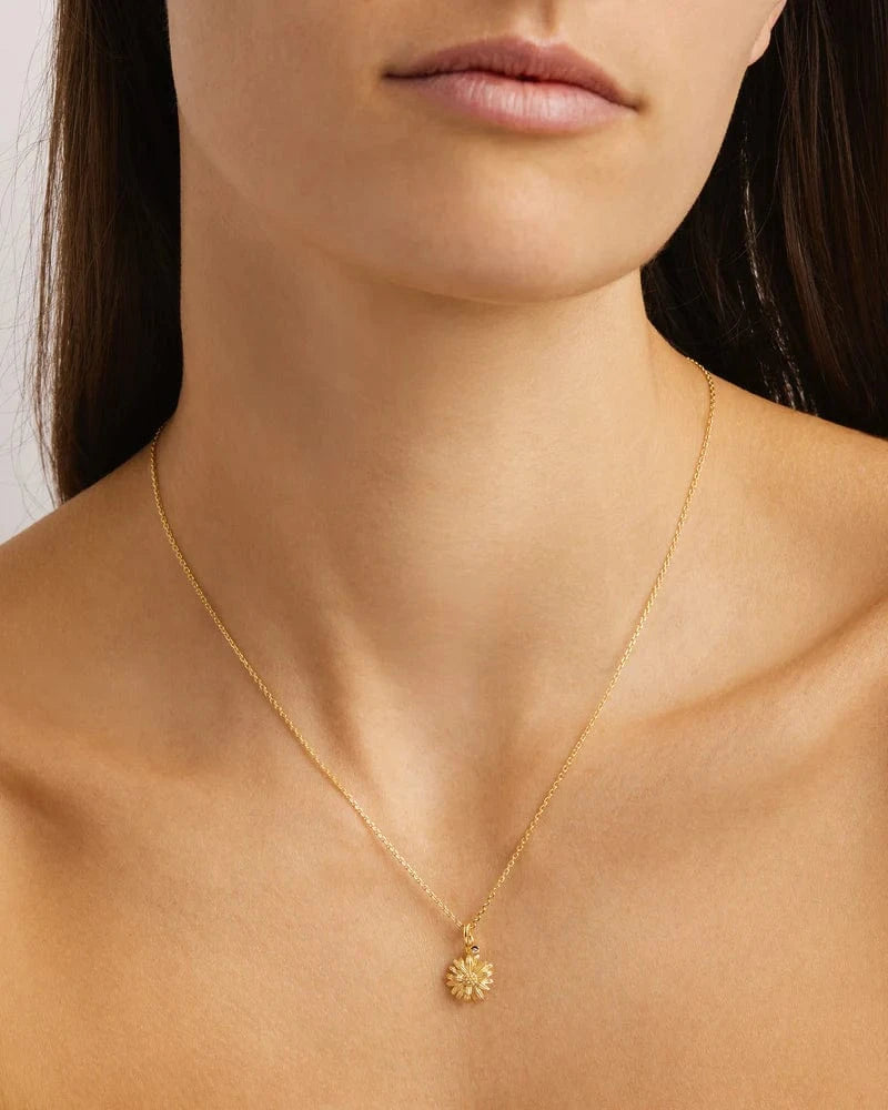 By Charlotte Necklaces Birth Flower Necklace - Daisy/April