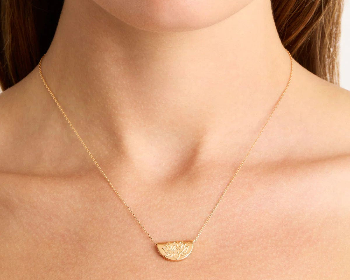 By Charlotte Necklaces By Charlotte | Lotus Short Necklace - 18k Gold Vermeil