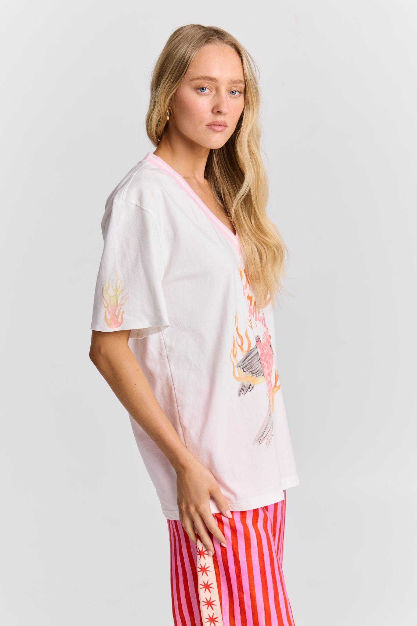 Maku Tees Flamin Galah V - Neck Tee