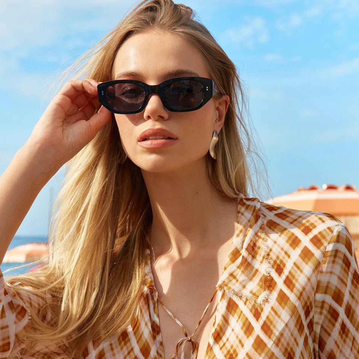 Status Anxiety Sunglasses Status Anxiety | Luna Sunglasses - Black