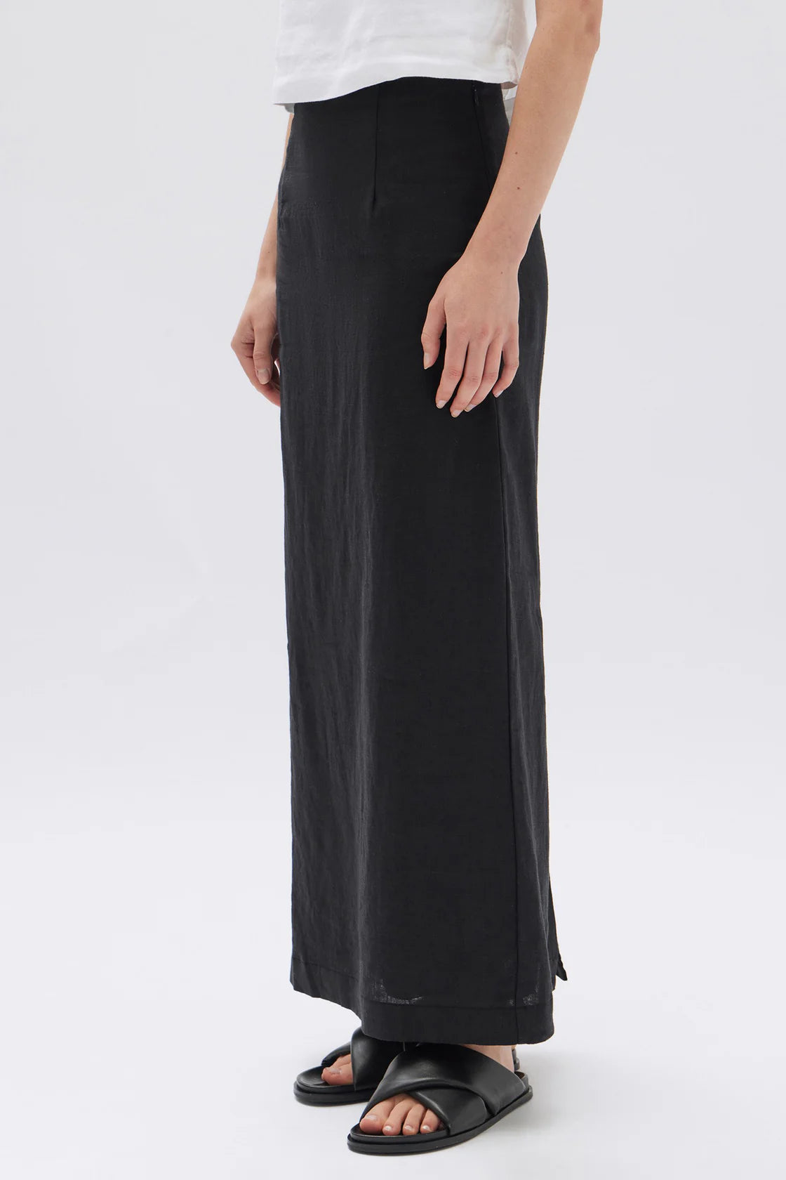 Assembly Label | Solis Linen Maxi Skirt - Black