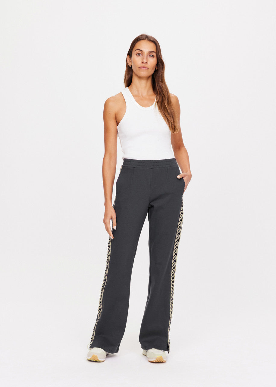 The Upside | Ren Petra Flare Pant