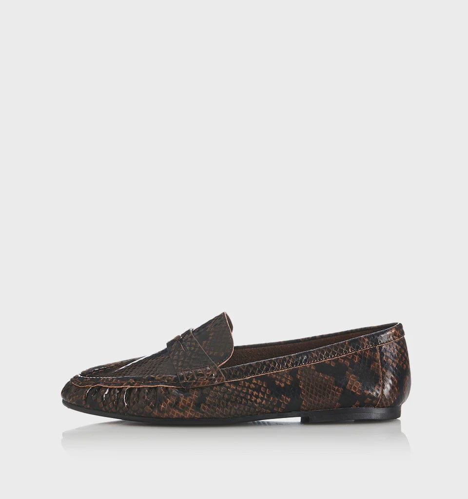 Alias Mae Flats Alias Mae | Ivana Loafer - Choc Snake