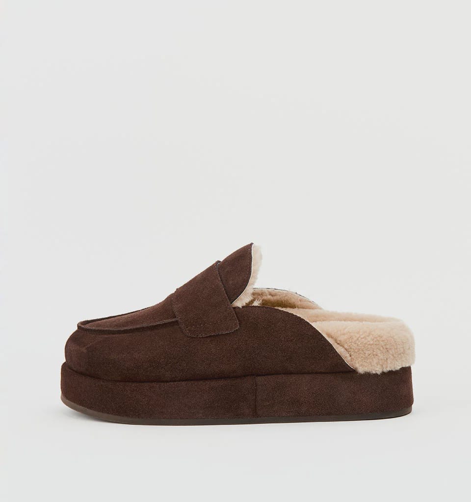 Alias Mae Footwear Burkley - Choc Suede/ Shearling