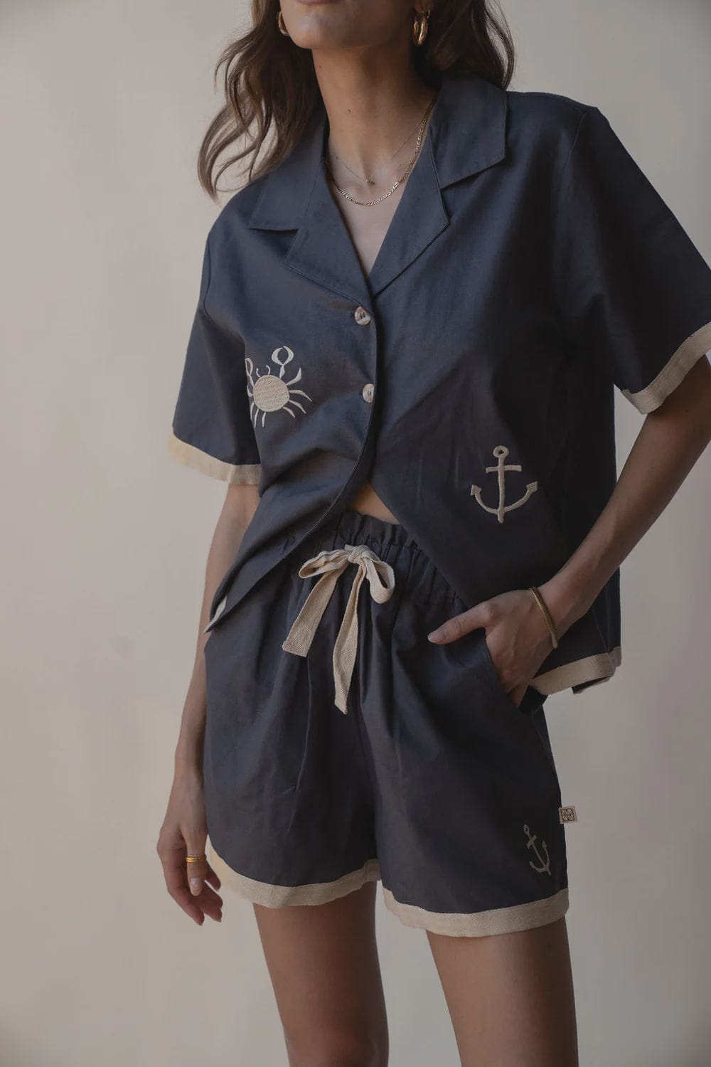 Araminta James Shirts - Linen Araminta James | Del Mar Shirt Set - Charcoal