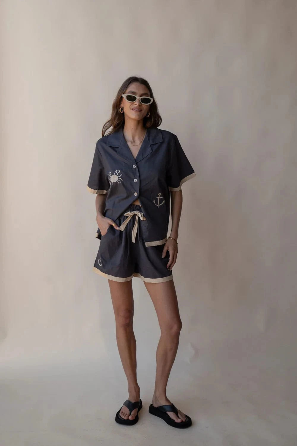Araminta James Shirts - Linen Araminta James | Del Mar Shirt Set - Charcoal