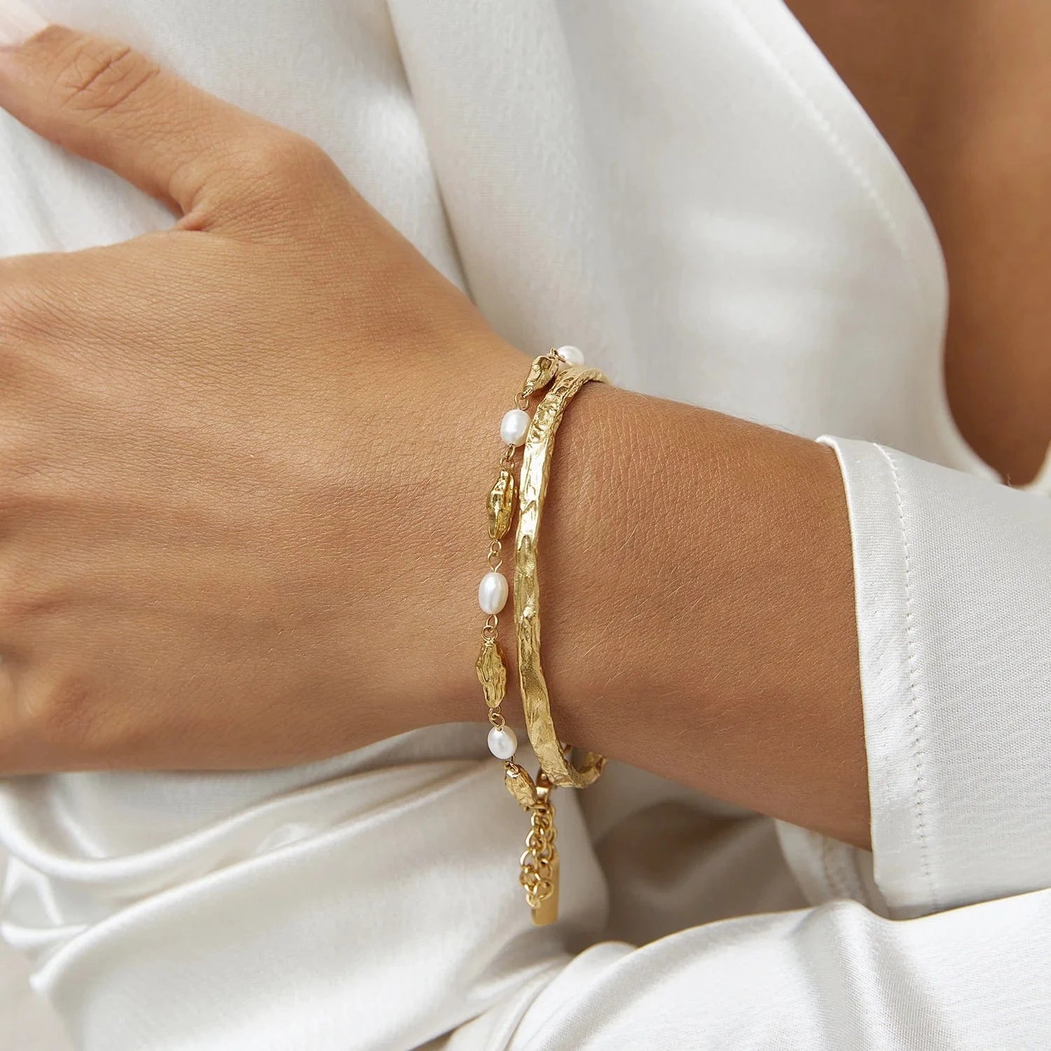 Arms Of Eve Bracelets Arms Of Eve | Helios Gold Cuff Bracelet