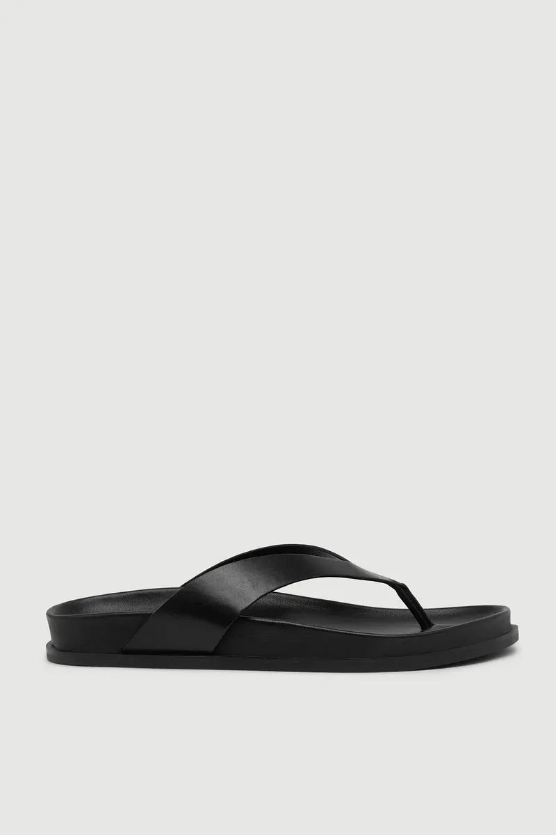 Assembly Label Footwear Mela Leather Thongs - Black
