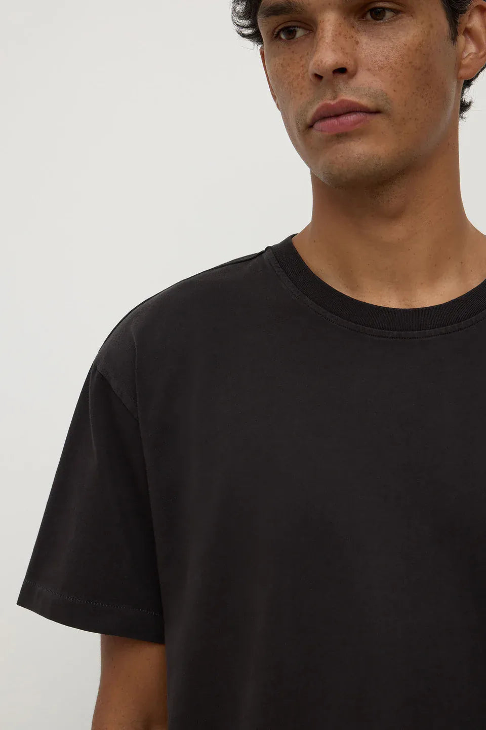 Assembly Label Tees Oli Tee - True Black