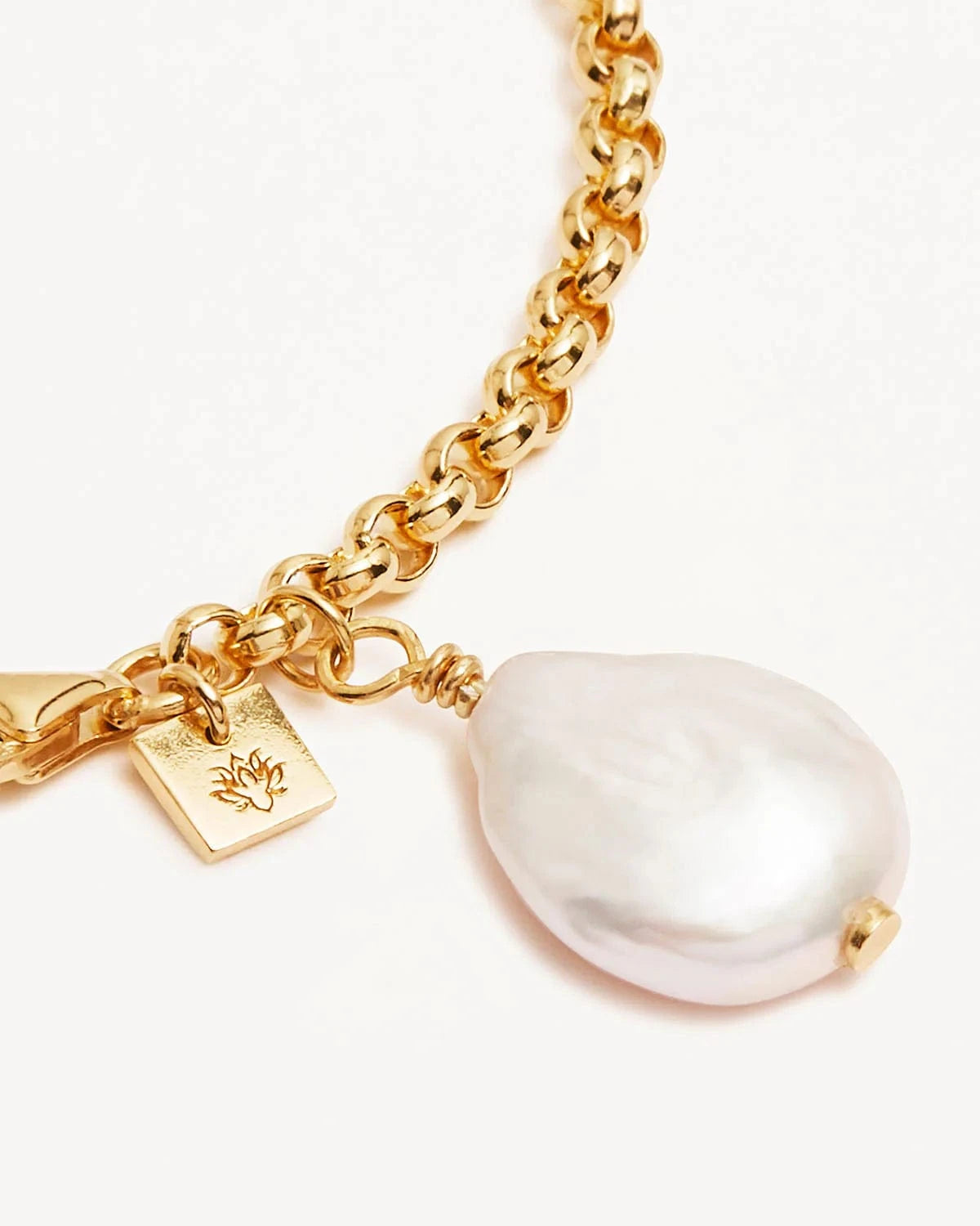 By Charlotte Bracelets By Charlotte | Embrace Stillness Bracelet - 18k Gold Vermeil