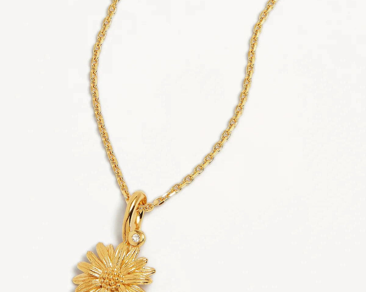 By Charlotte Necklaces Birth Flower Necklace - Daisy/April