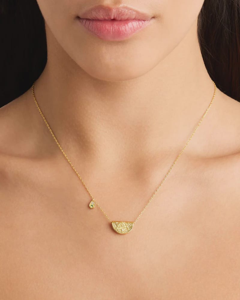 By Charlotte Necklaces Lotus Birthstone Necklace - August - Peridot