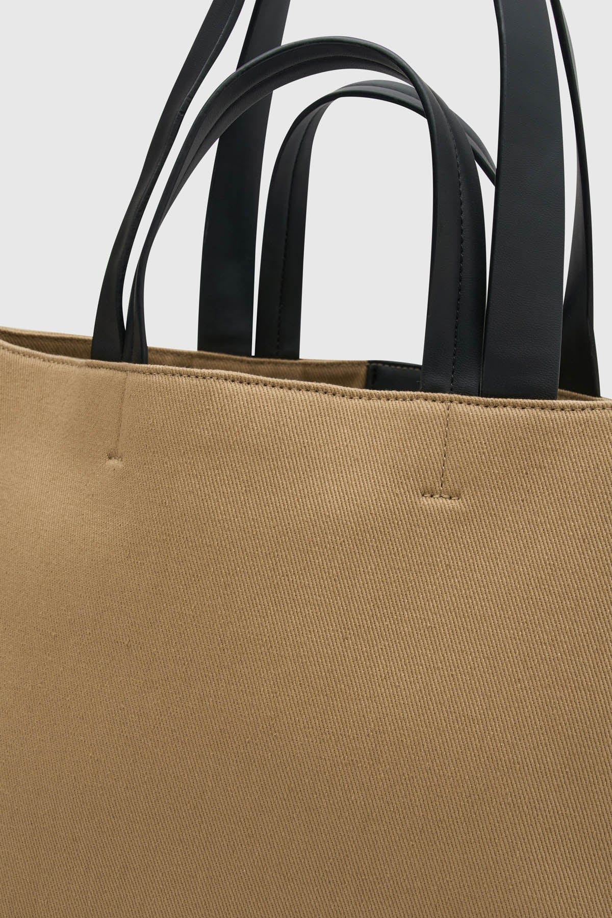 C&M Handbags - Large Camilla & Marc | Alphonese Tote - Camel/Black