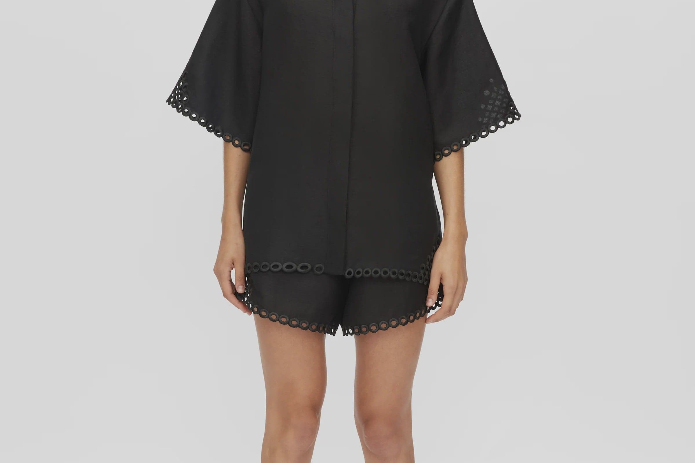 Camilla & Marc Shirts - Linen Lolani Shirt - Black