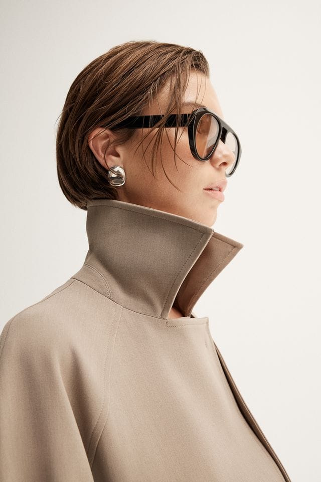 Elka Collective Coats - Trench Selena Cropped Trench Coat - Taupe