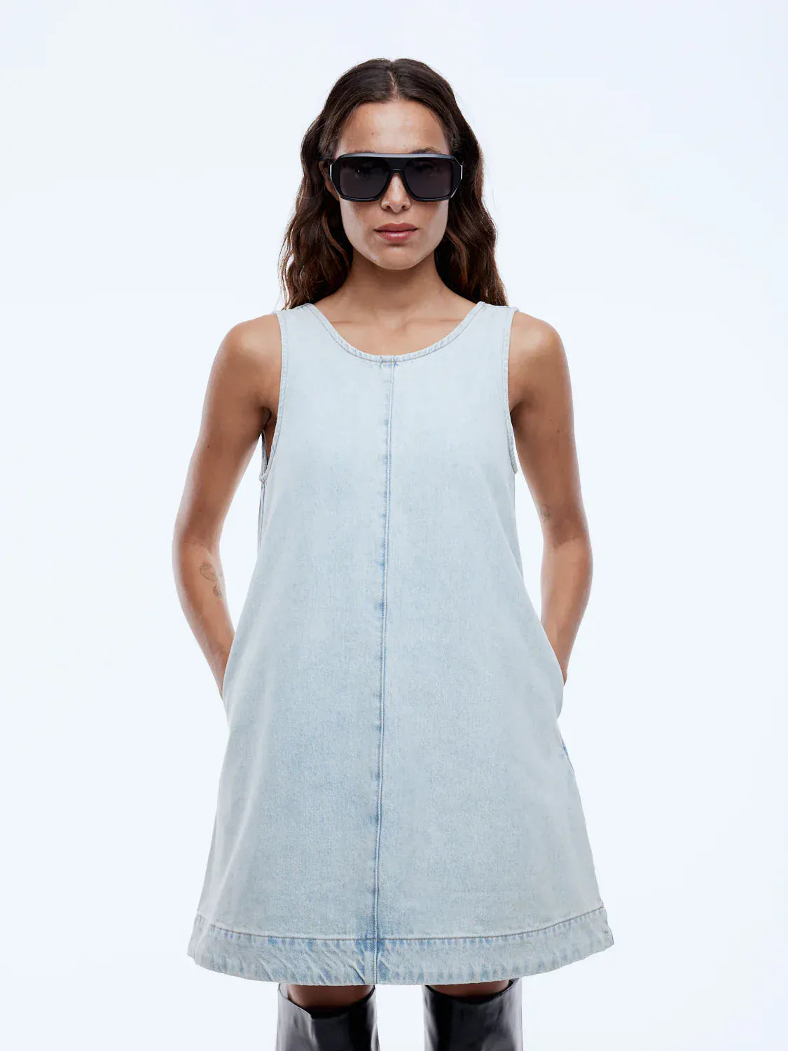 Ena Pelly Dresses Annie Denim Dress - Light Wash