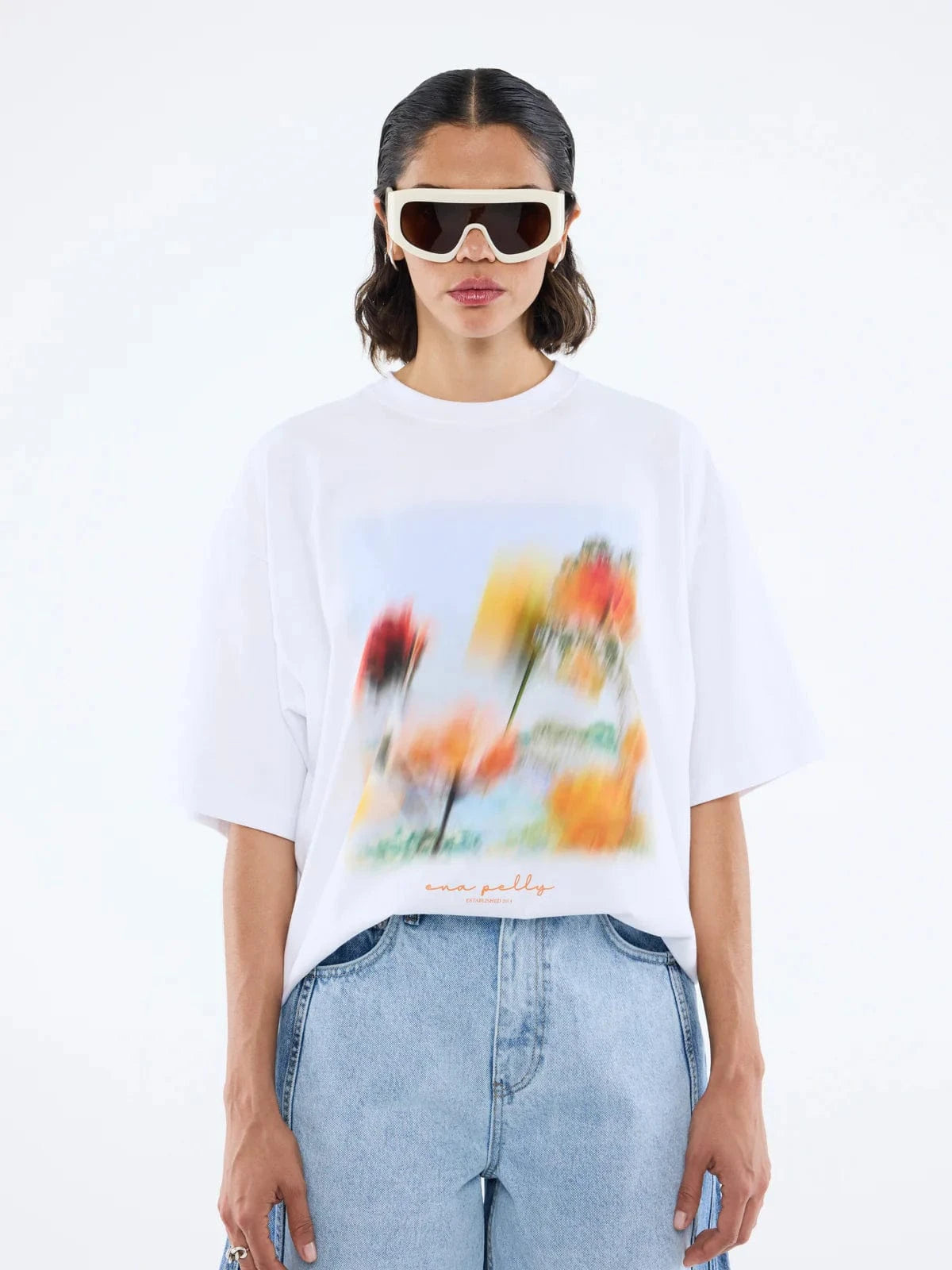 Ena Pelly Tees Blurred Daisy Frame - Vintage White