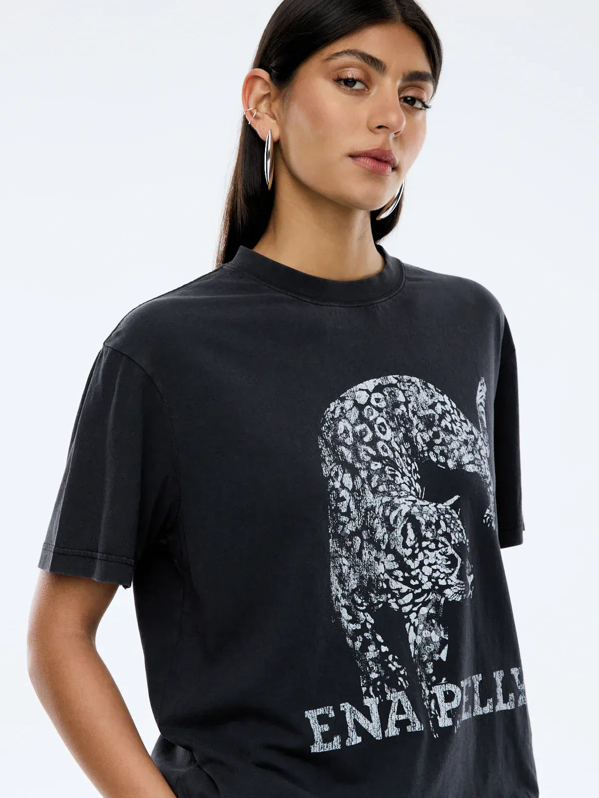 Ena Pelly Tees Crawling Leopard Tee - Vintage Black
