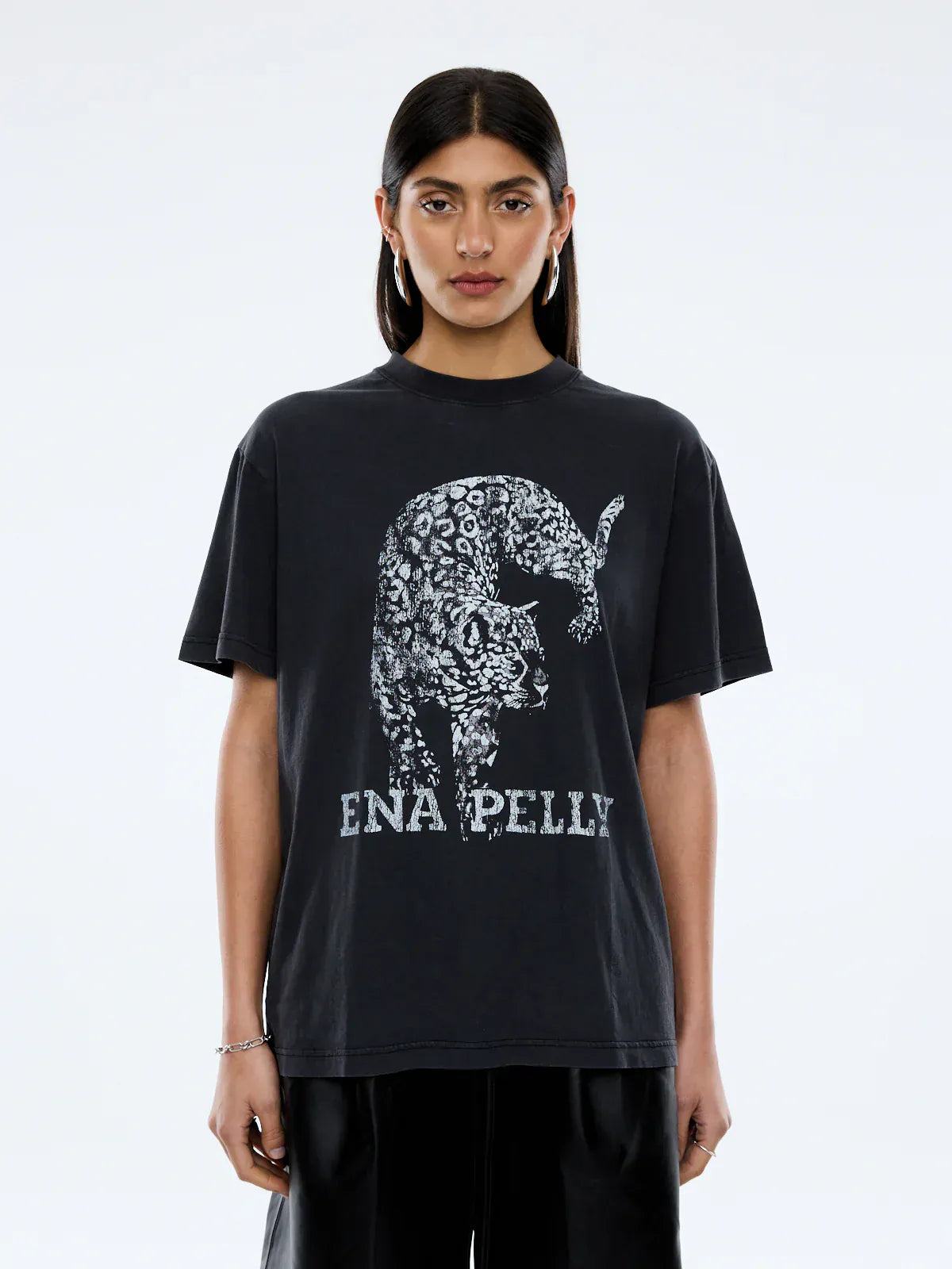 Ena Pelly Tees Crawling Leopard Tee - Vintage Black