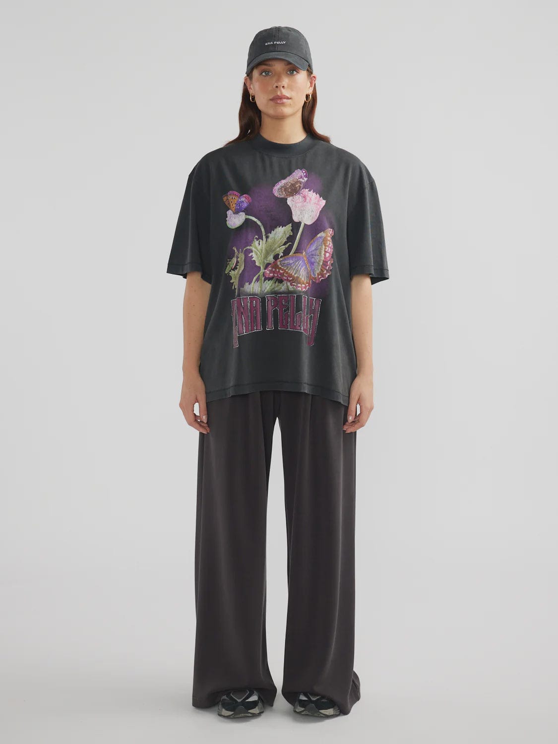 Ena Pelly Tees Ena Pelly | Botanic Tee - Vintage Black