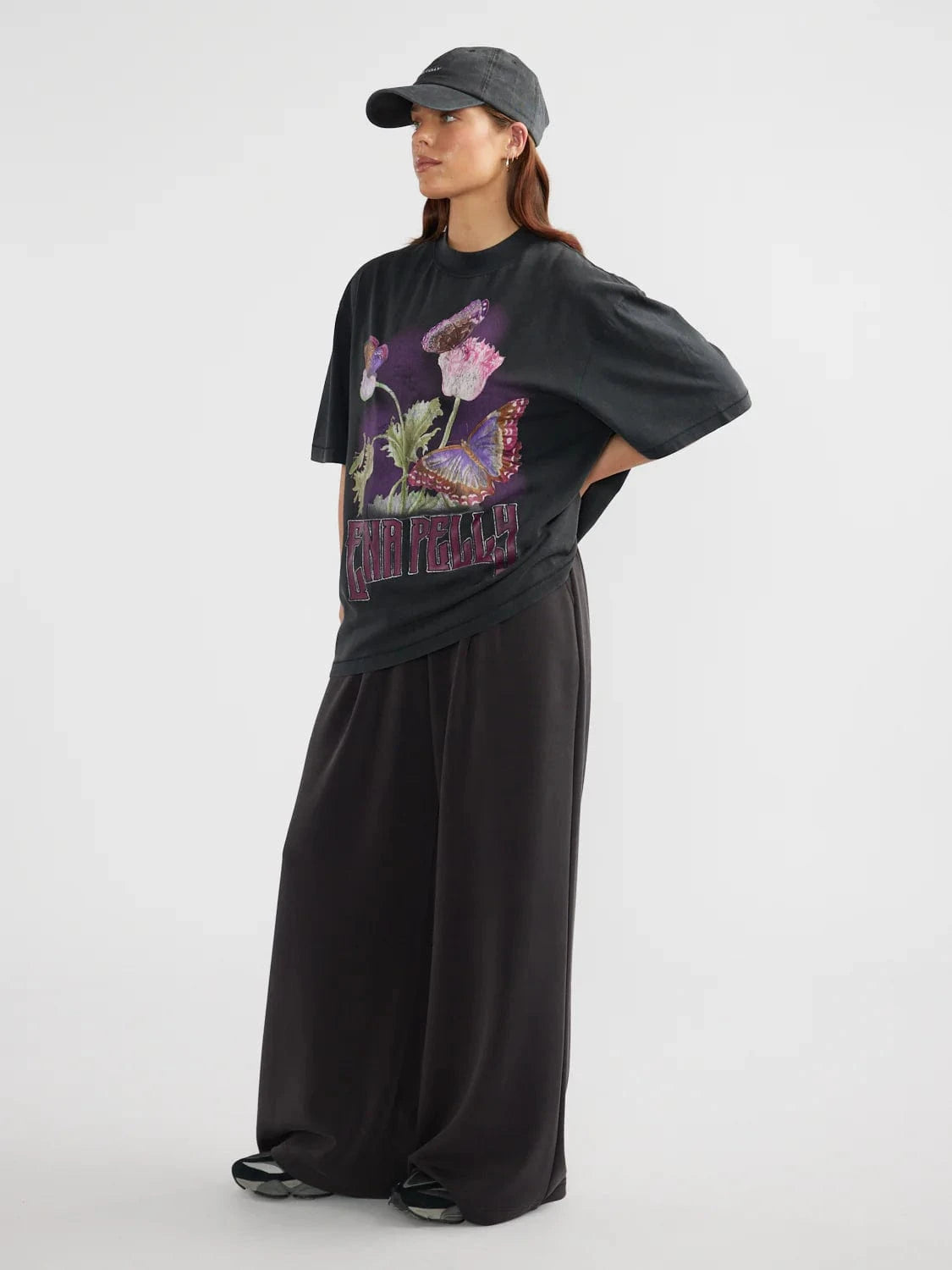 Ena Pelly Tees Ena Pelly | Botanic Tee - Vintage Black