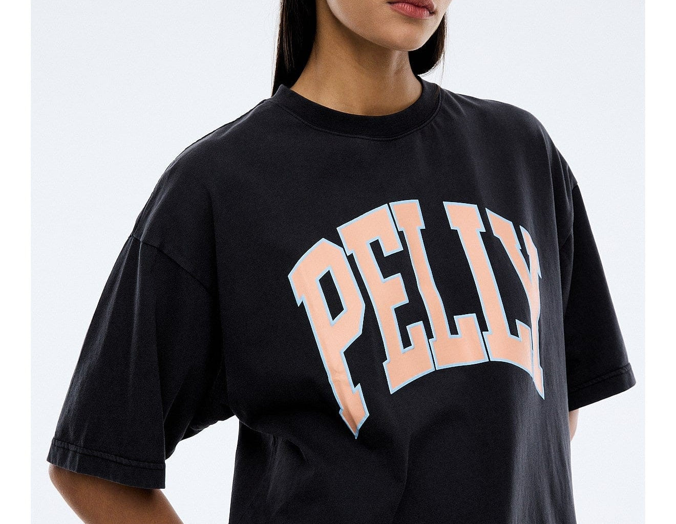 Ena Pelly Tees Peach Pelly Collegiate Tee - Vintage Black