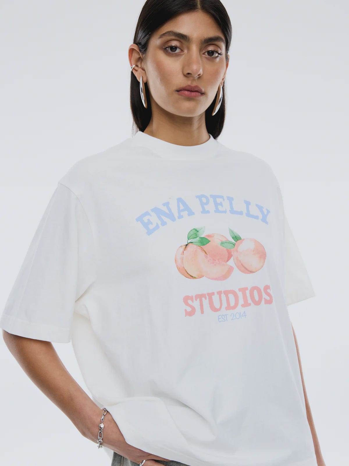 Ena Pelly Tees Peaches Tee - Vintage White