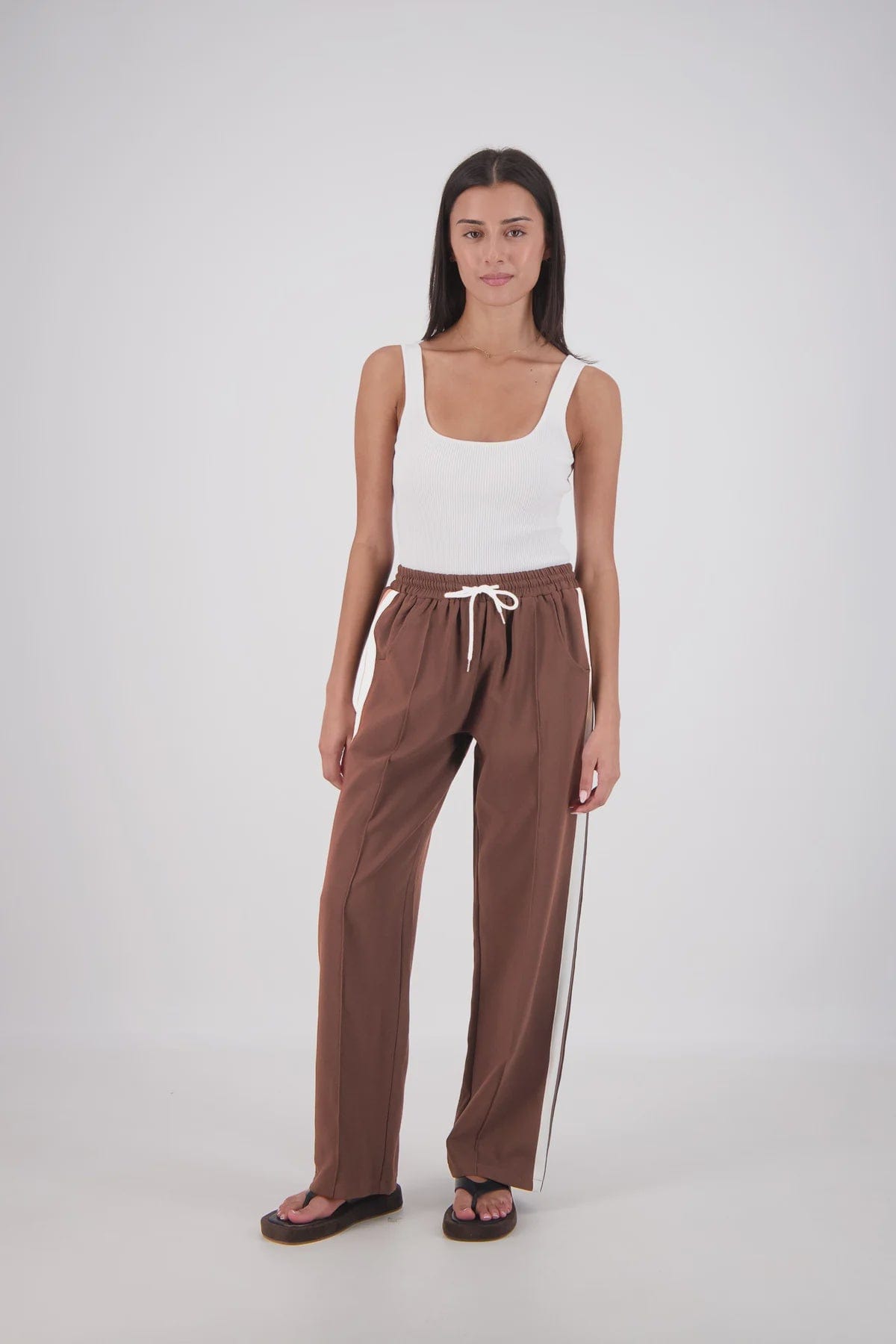 Jasmine Alexa Pants - Casual Jasmine Alexa | Cassis Trouser - Mocha
