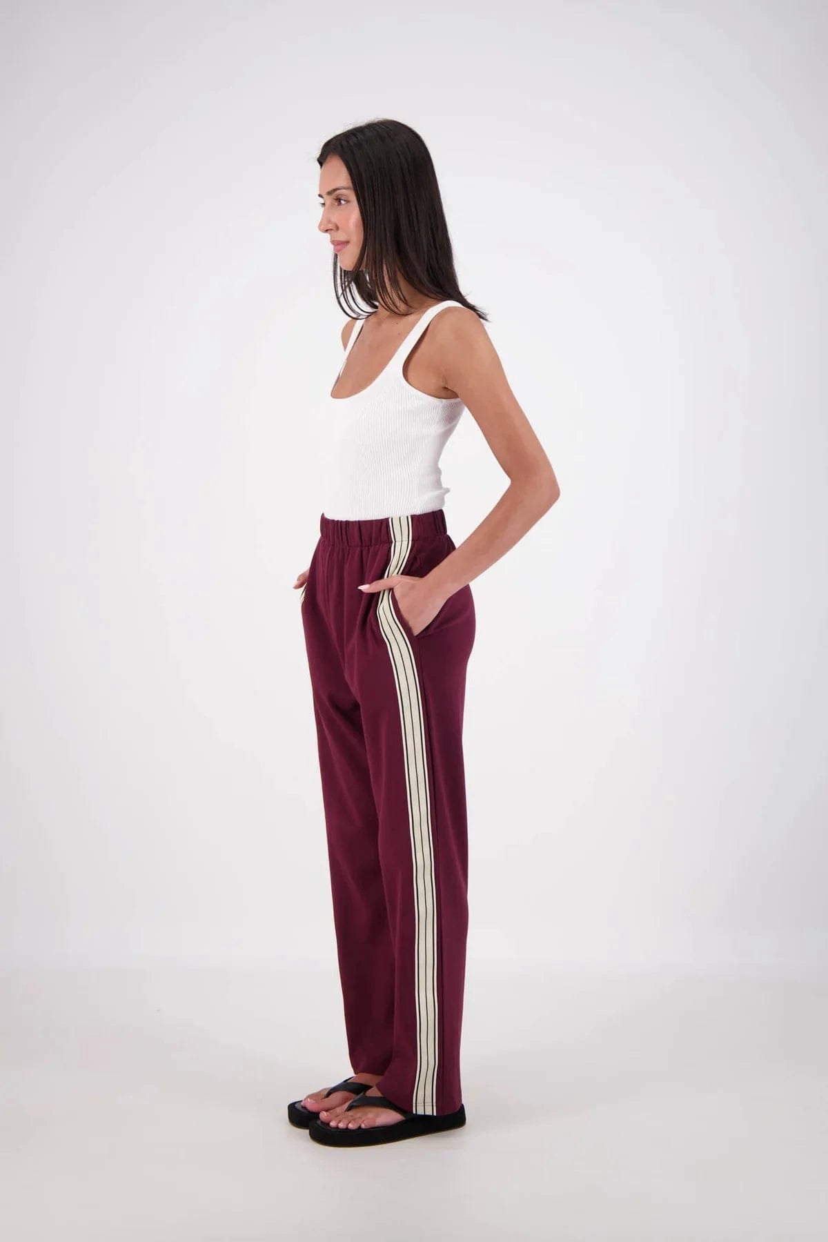 Jasmine Alexa Pants - Casual Jasmine Alexa | Panarea Trackpants - Plum