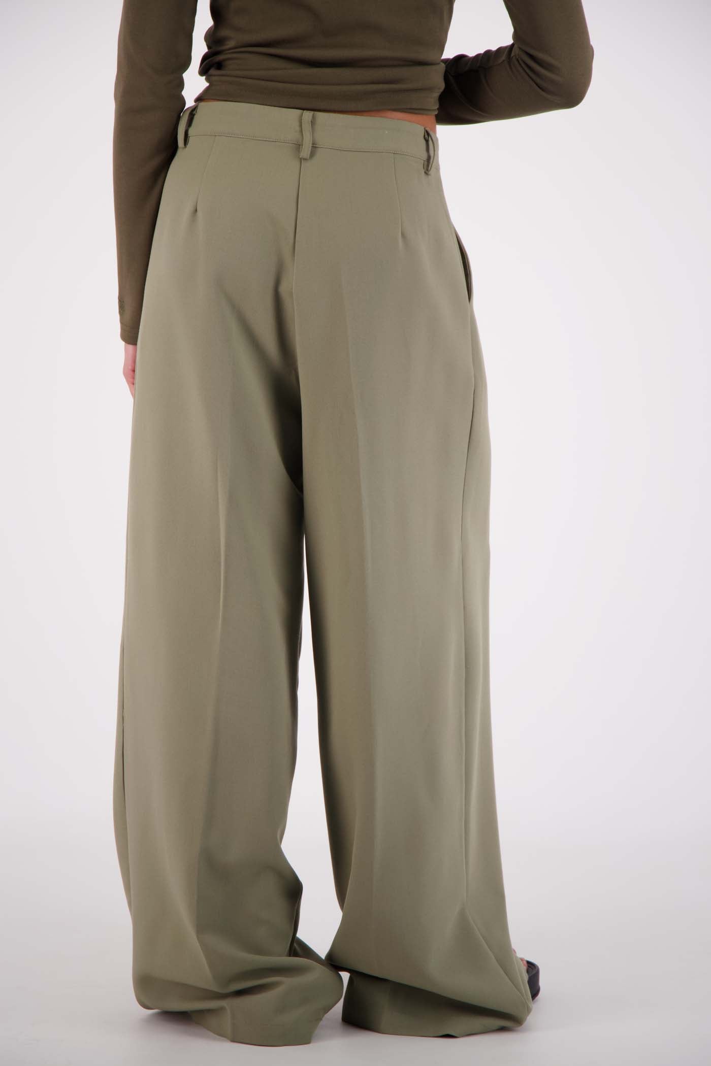 Jasmine Alexa Pants - Tailored Gigi Trouser - Sage