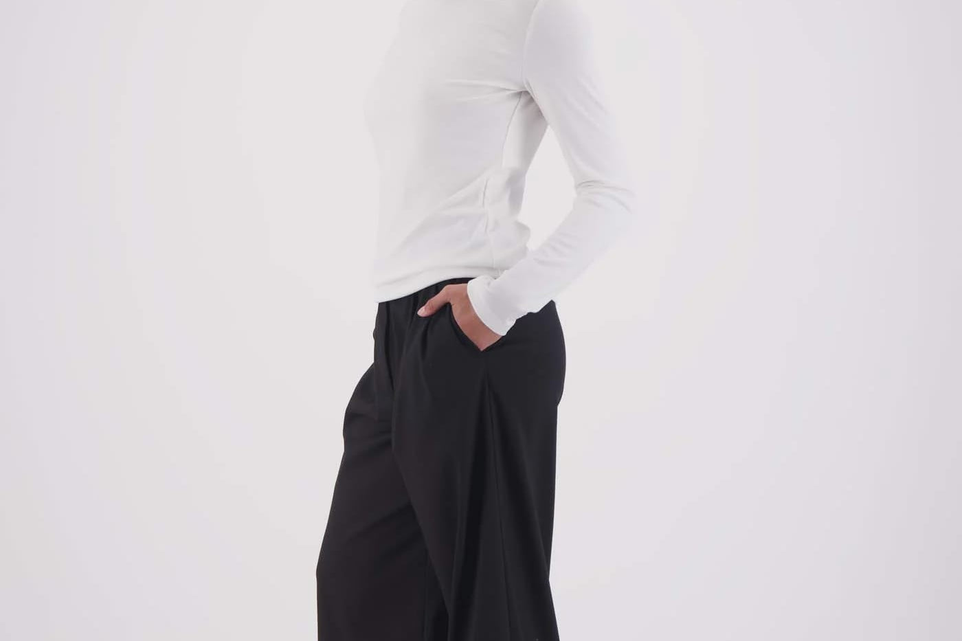 Jasmine Alexa Tops - Long Sleeve Soho Top - White