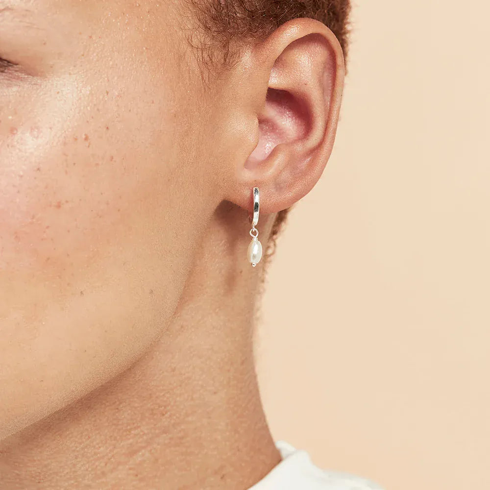 Jolie & Deen Earrings Audrey Sleepers - Silver