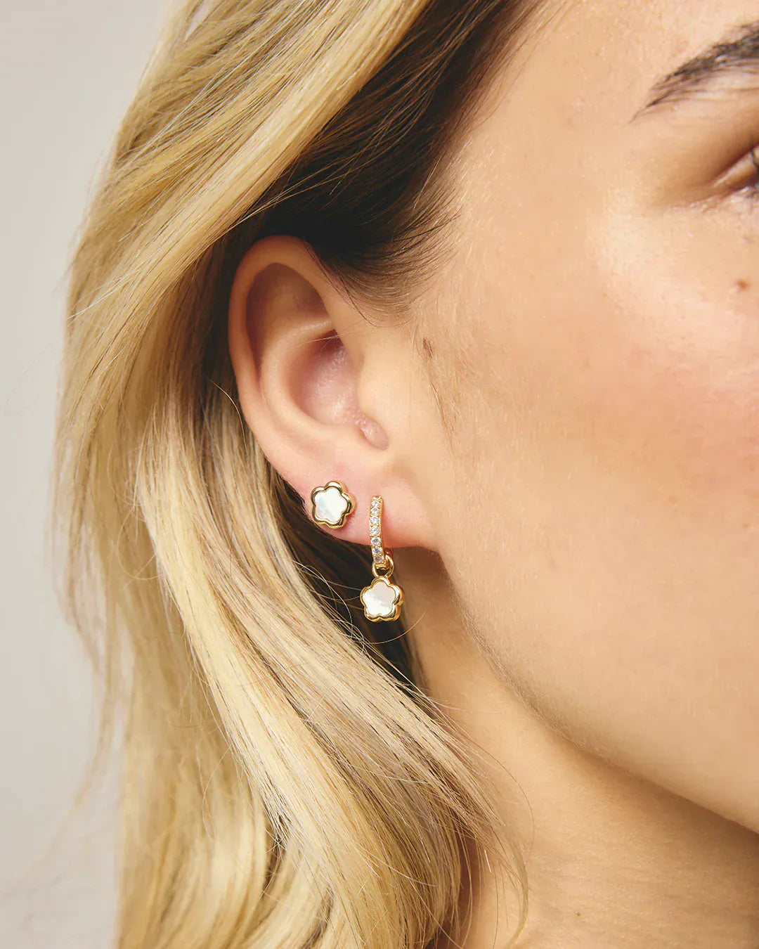 Jolie & Deen Earrings Ciara Sleepers - Gold