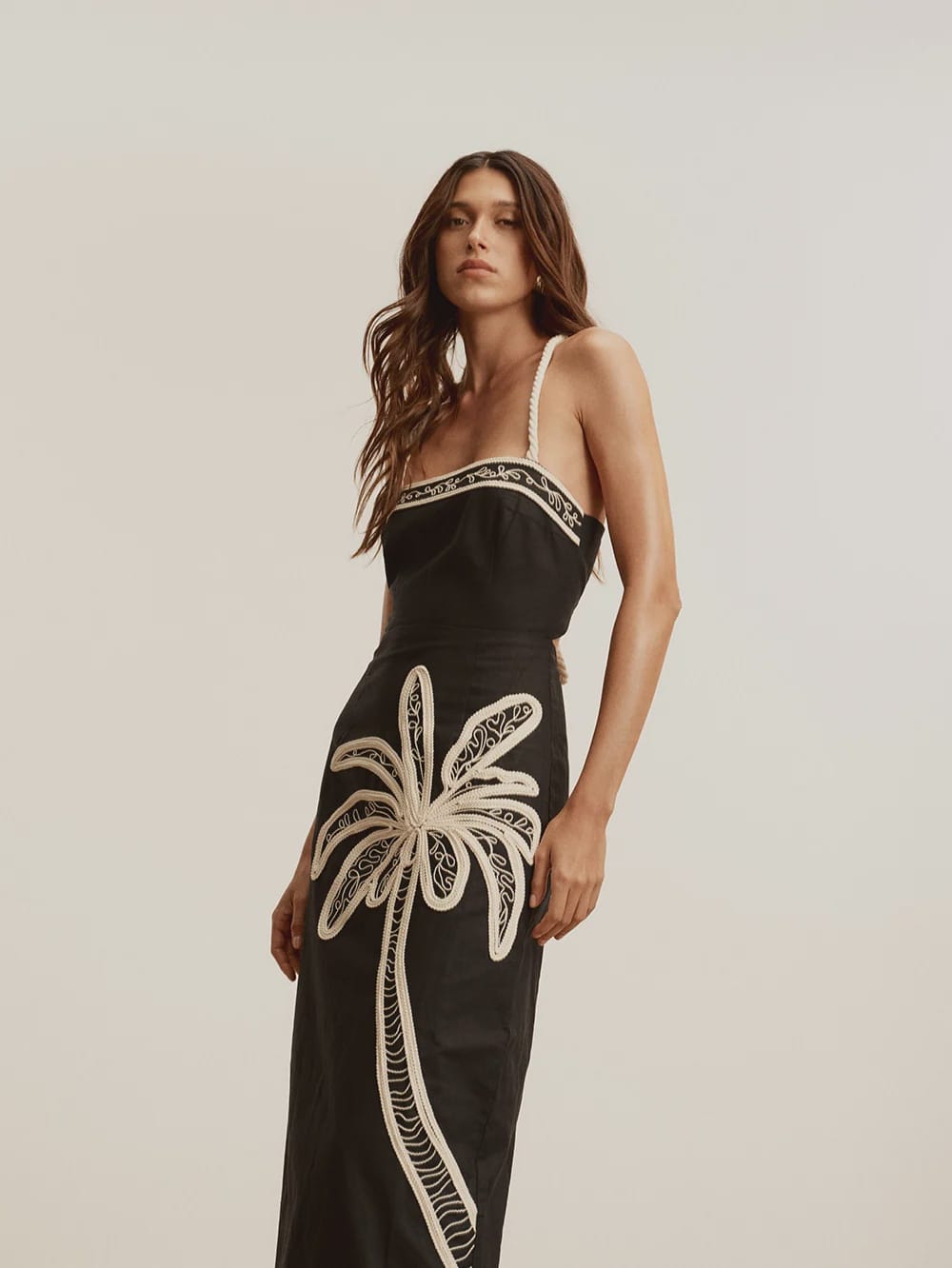 Kivari Dresses - Event Zaria Midi Dress - Black