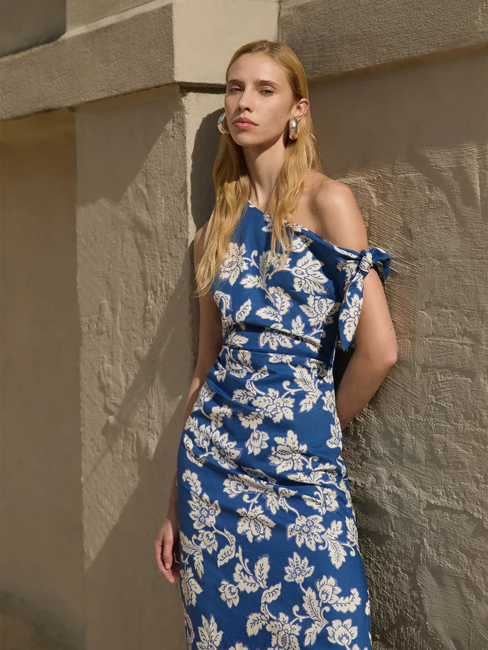 Kivari Dresses Linda Midi Dress - Blue Butter