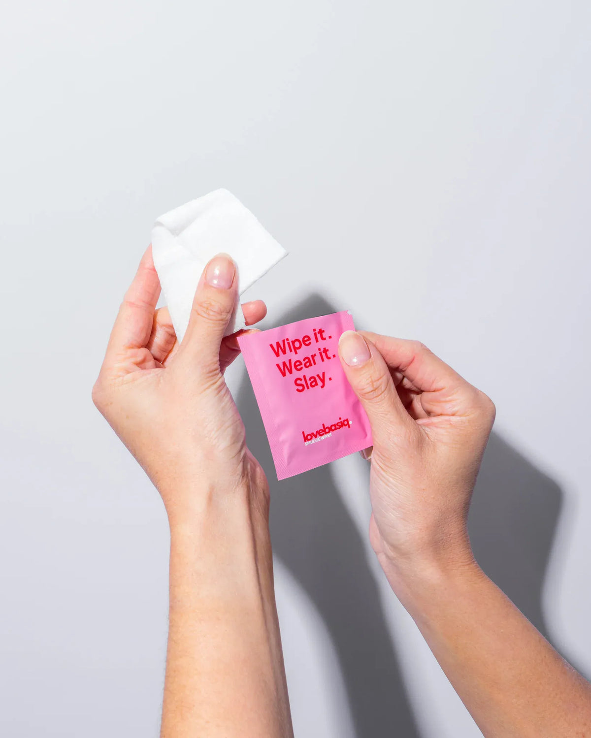 lovebasiq. Home Smudge Wipes