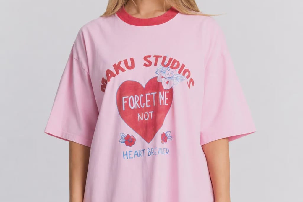 Maku Tees Heartbreaker Oversized Tee - Baby Pink