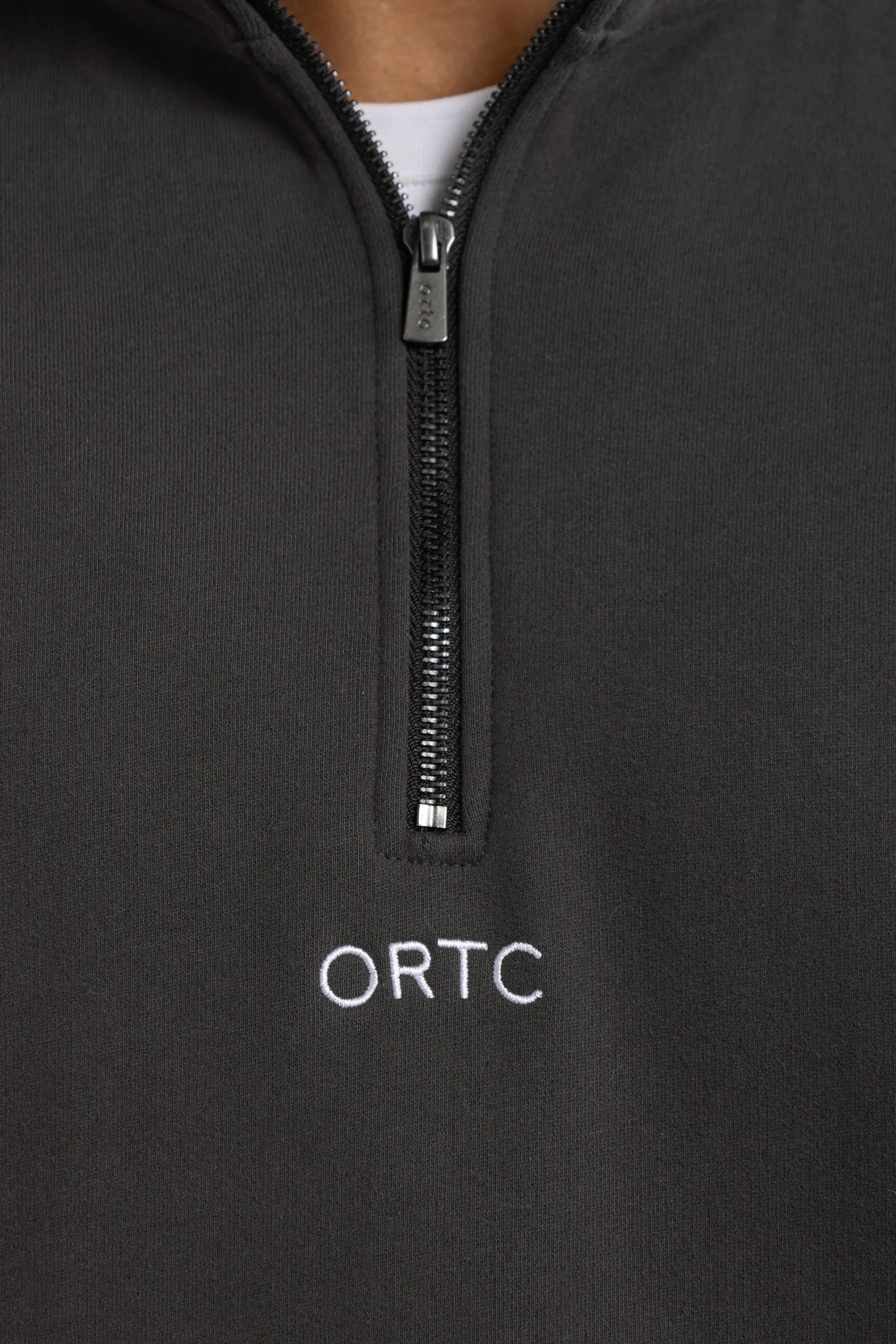 ORTC Sweaters Harry Logo Quarter Zip - Charcoal