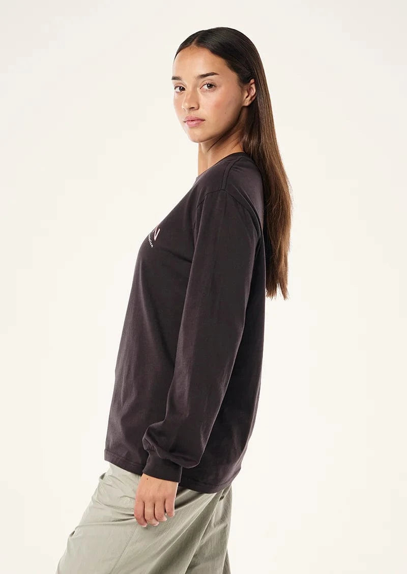 P.E Nation Tees P.E Nation | Volume LS Tee - Licorice
