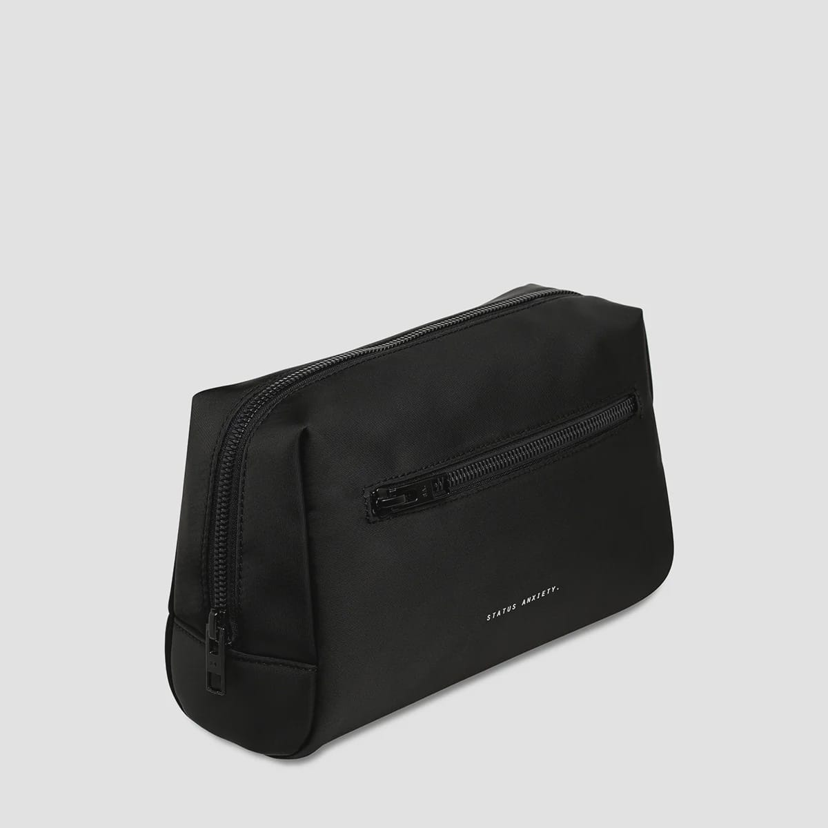 Status Anxiety Hunter Medium Toiletry Bag - Black