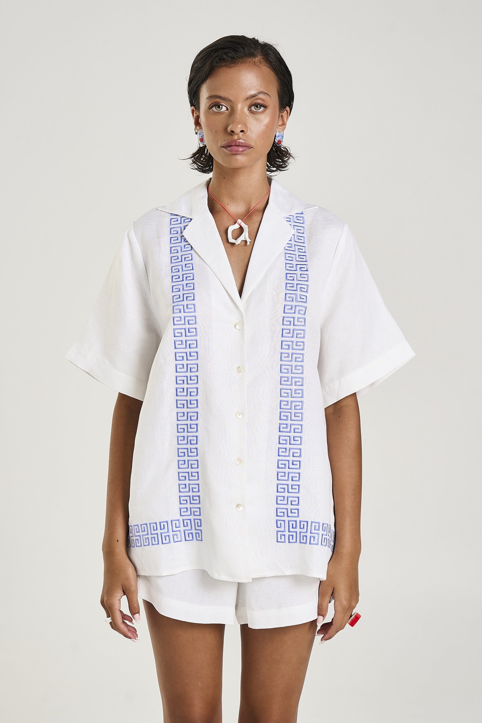 Summi Summi Shirts - Linen Collared SS Shirt - Sol Script